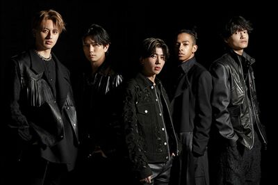 Aぇ! group、1stアルバム『D.N.A』イベントで「お腹殴られてた」スタッフの剥がしが“シュシュ女”超えで批…